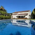 Tranquilidad Con Piscina En Casa Nantes En Feriehus