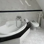 Feriehus Tranquilidad Con Piscina En Casa Nantes En *