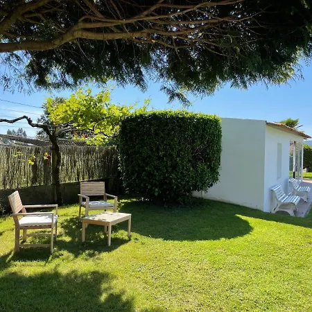Будинок відпочинку Tranquilidad Con Piscina En Casa Nantes En Саншеншо